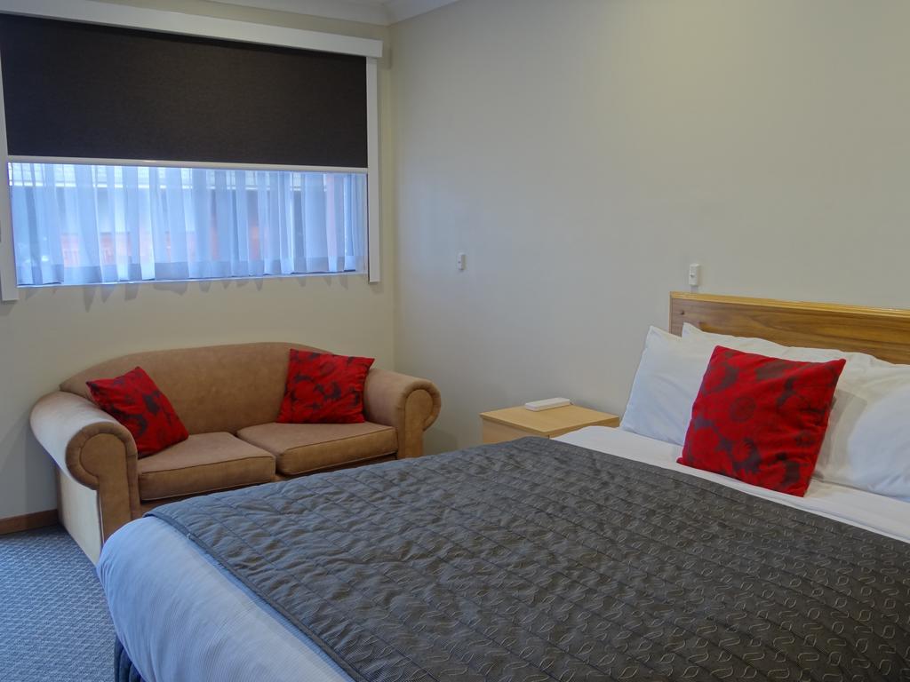 Roydons Motor Inn Tamworth Extérieur photo